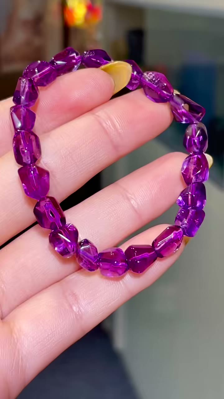Bracciale a grani in ametista freeform 9x7 mm