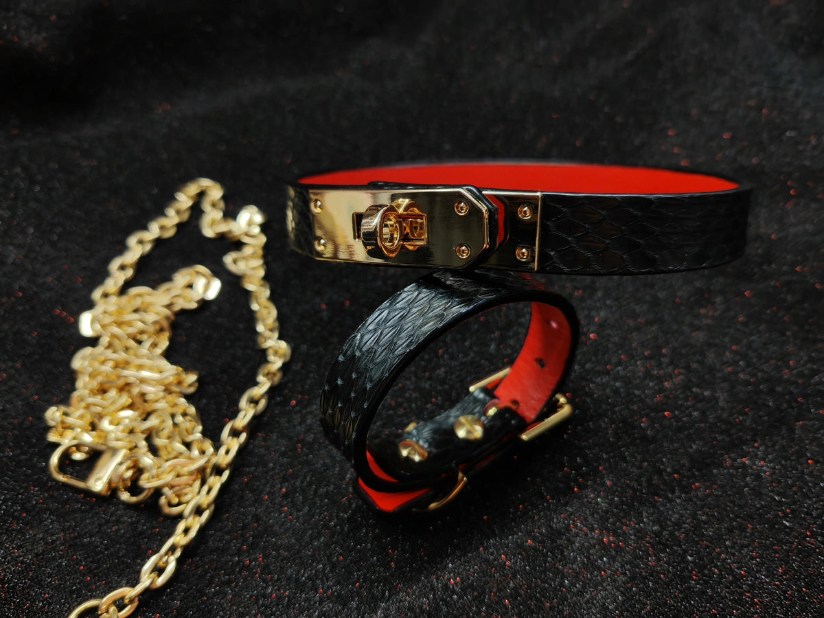 Conjunto de Coleira e Pulseira para Animais em Pele Preta Textura de Serpente