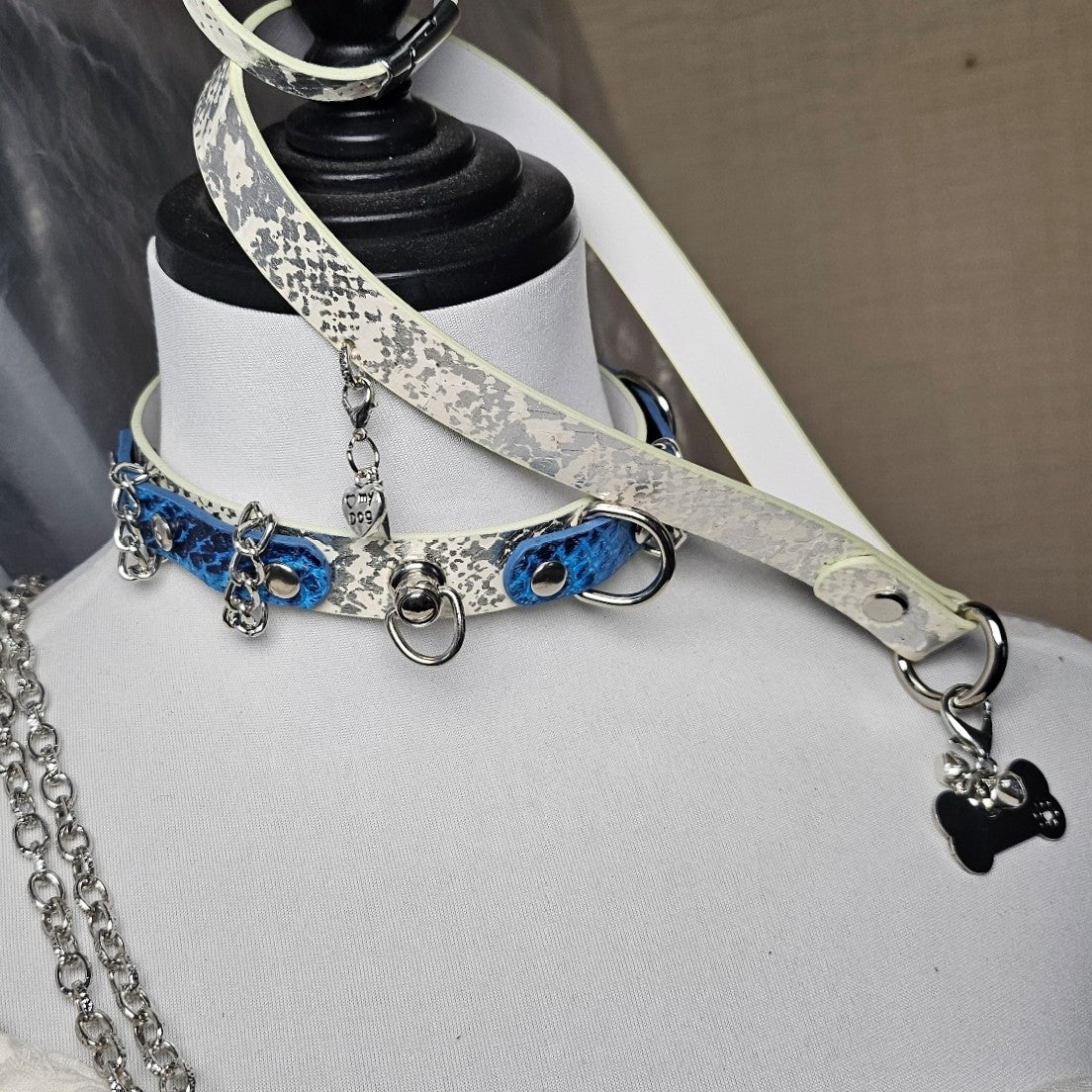 Handcrafted Leather Choker Leash Set
