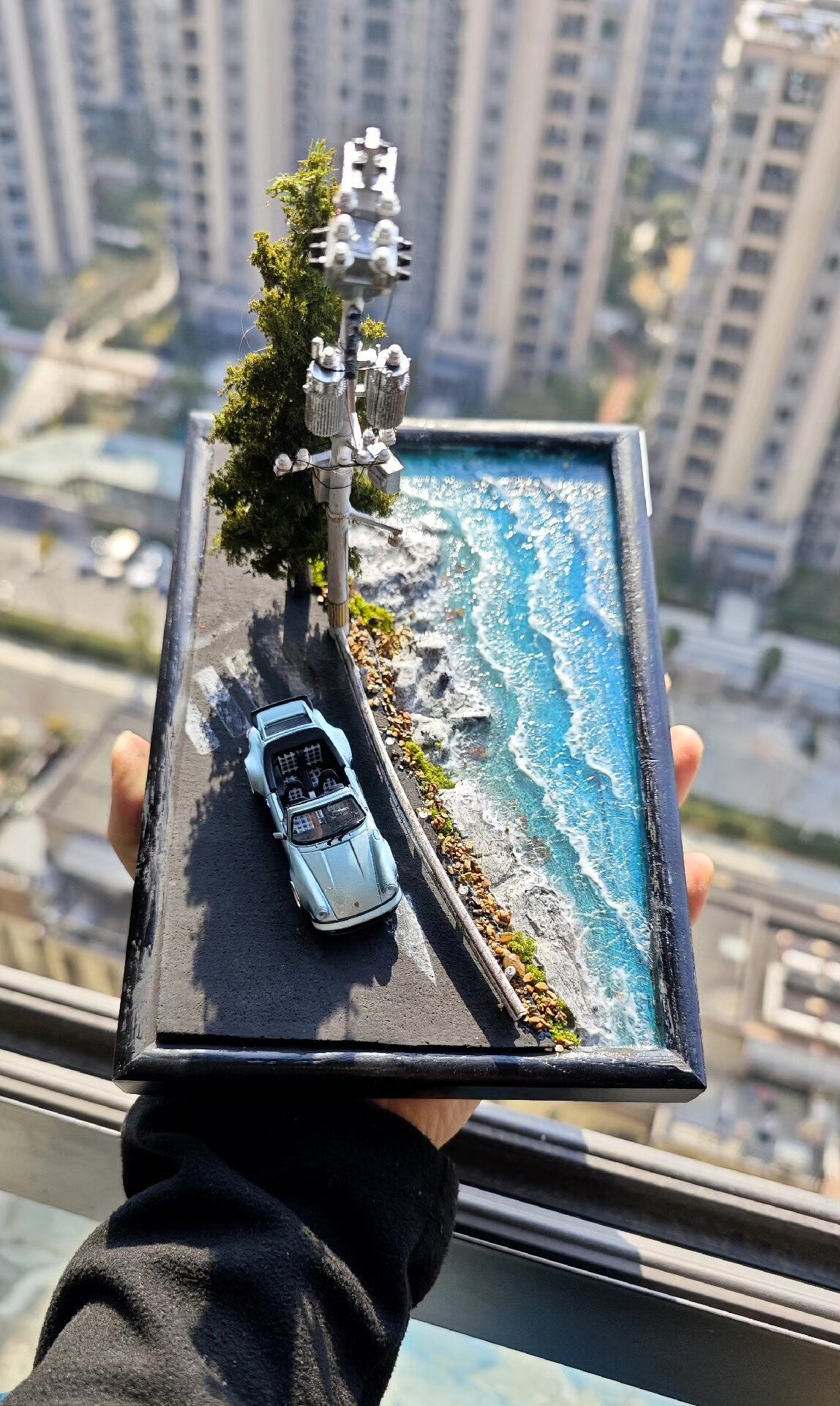 1/64 Scale Coastal Road Diorama Wooden Base