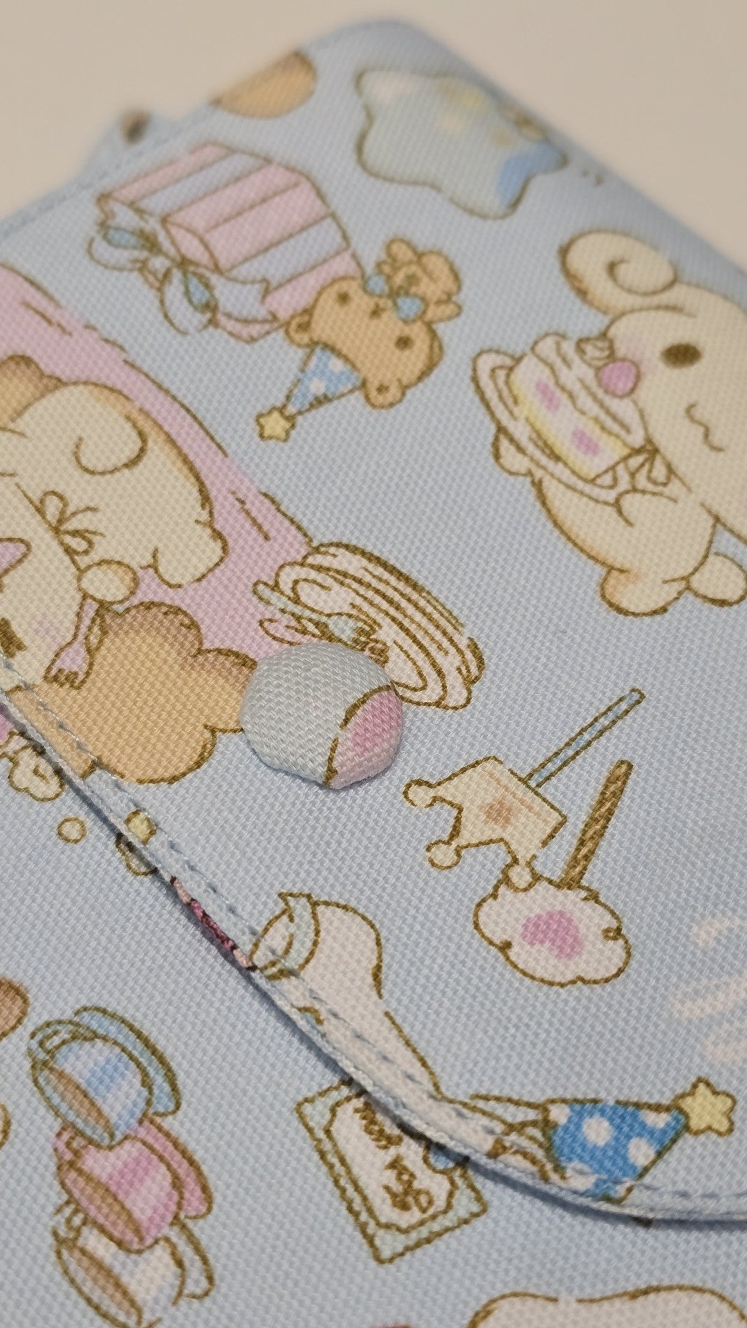 Cinnamoroll Phone Bag and Small Zippered Pouch Set