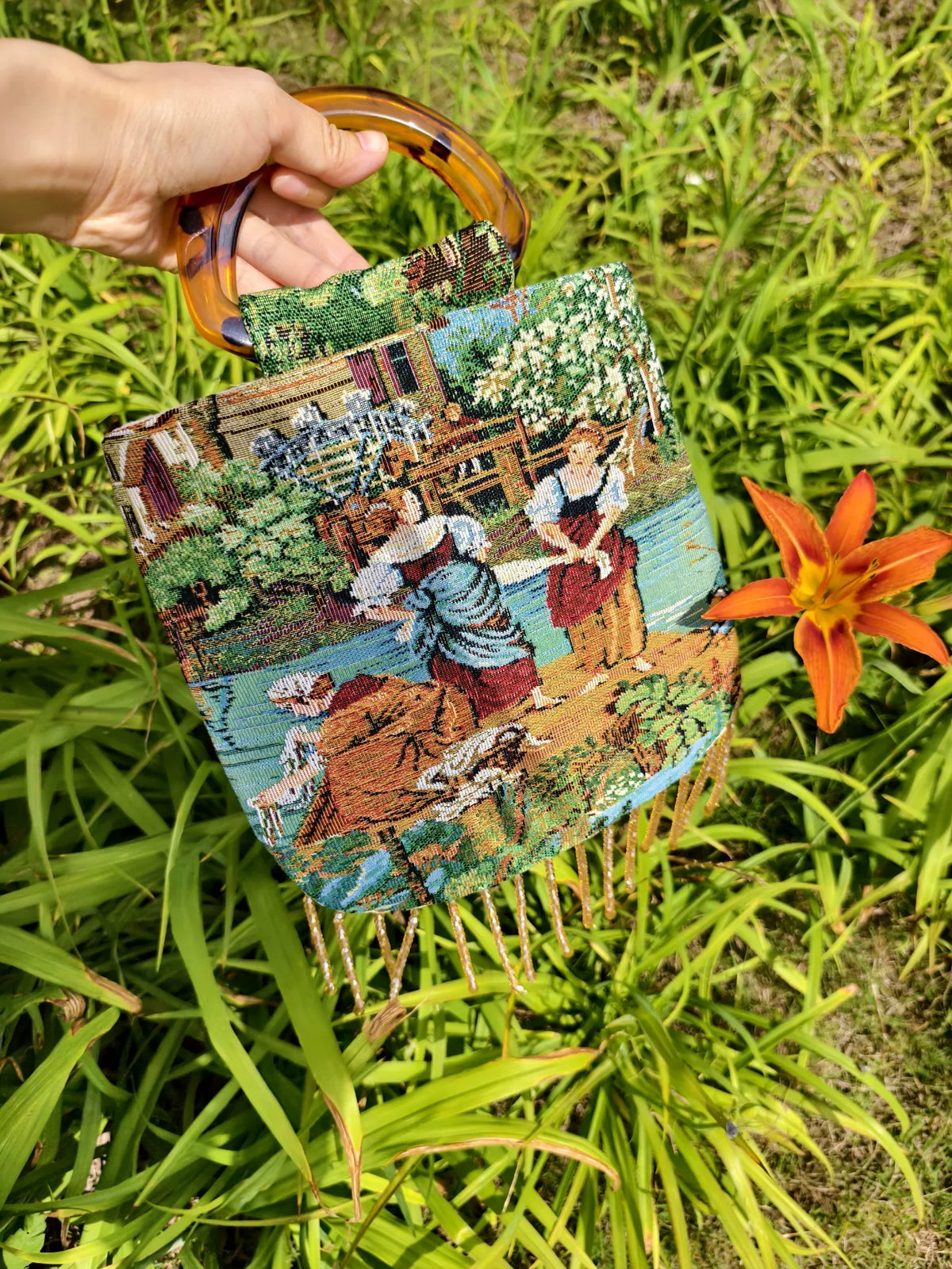 Vintage-Handtasche aus gewebtem Gobelin mit Quasten