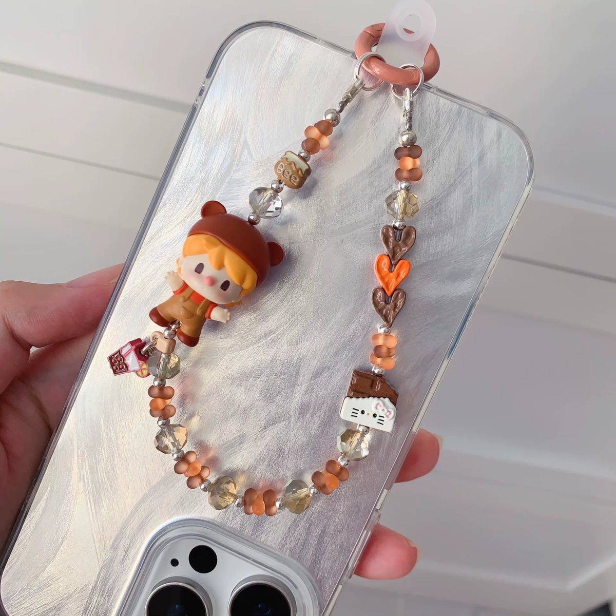 Perlen-Handy-Anhänger mit braunem Bären-Figur
