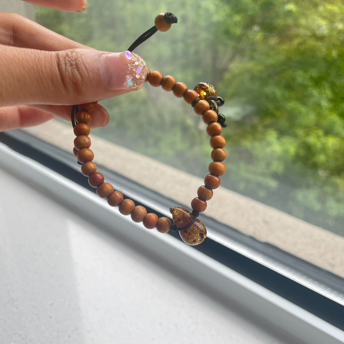 Peach Wood and Flower Amber Gourd Bracelet