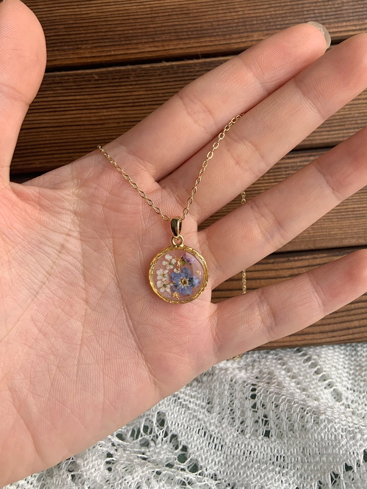 Collana in Resina con Nontiscordardimé Pressato