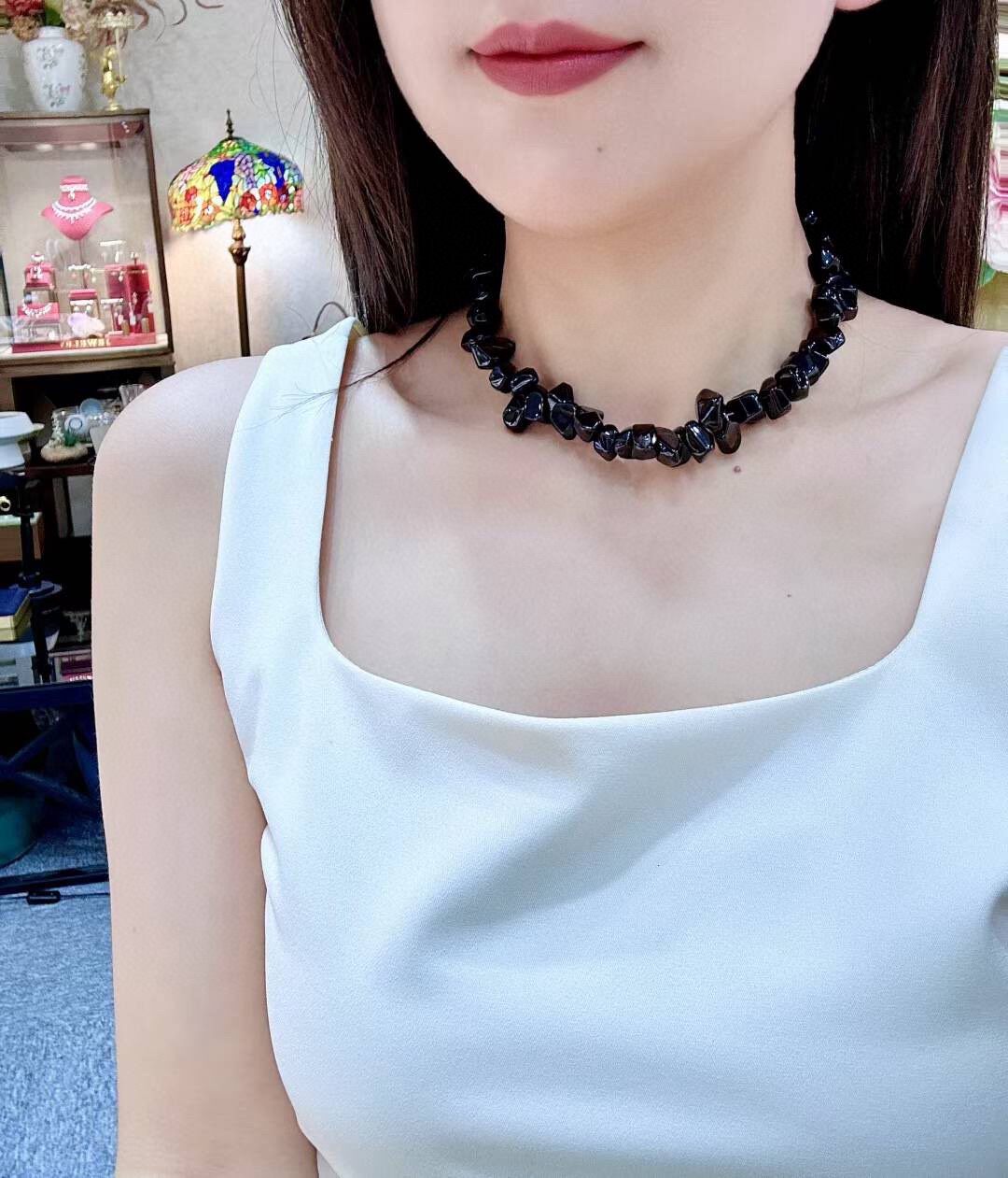Tea Crystal Irregular Chip Necklace 38cm 80g