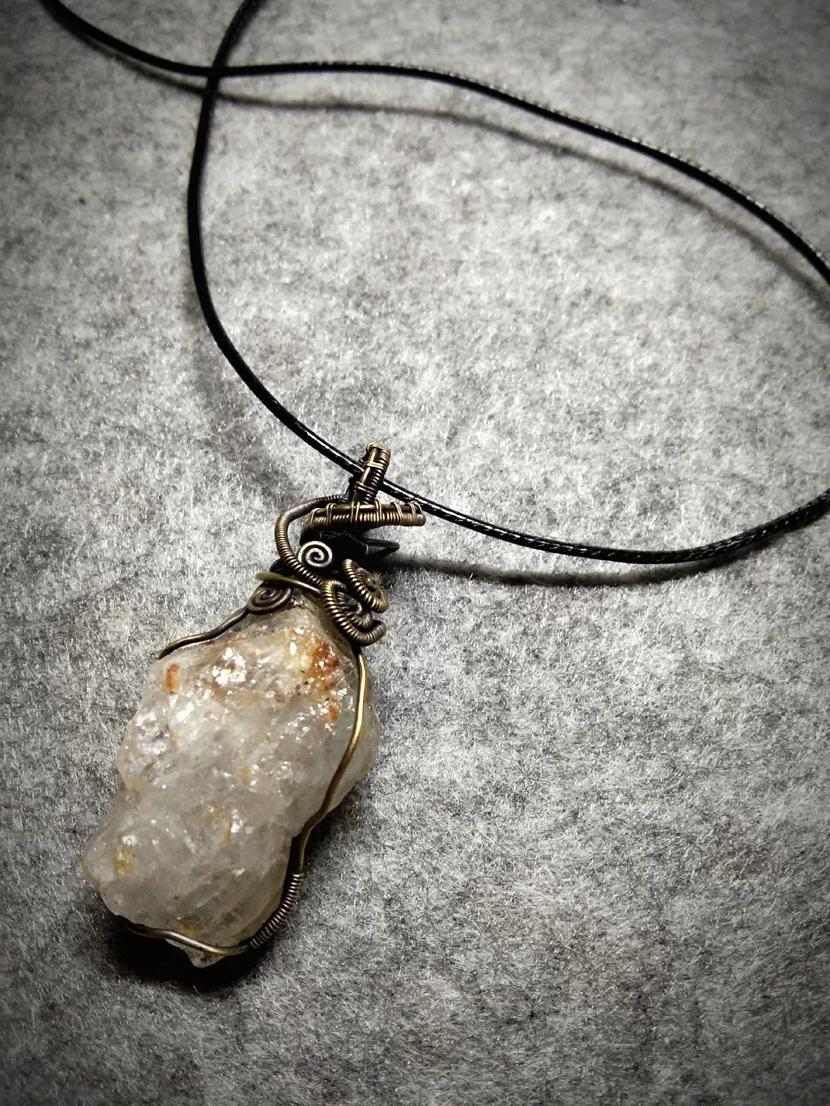Raw Black Mica Crystal Brass Wire Pendant