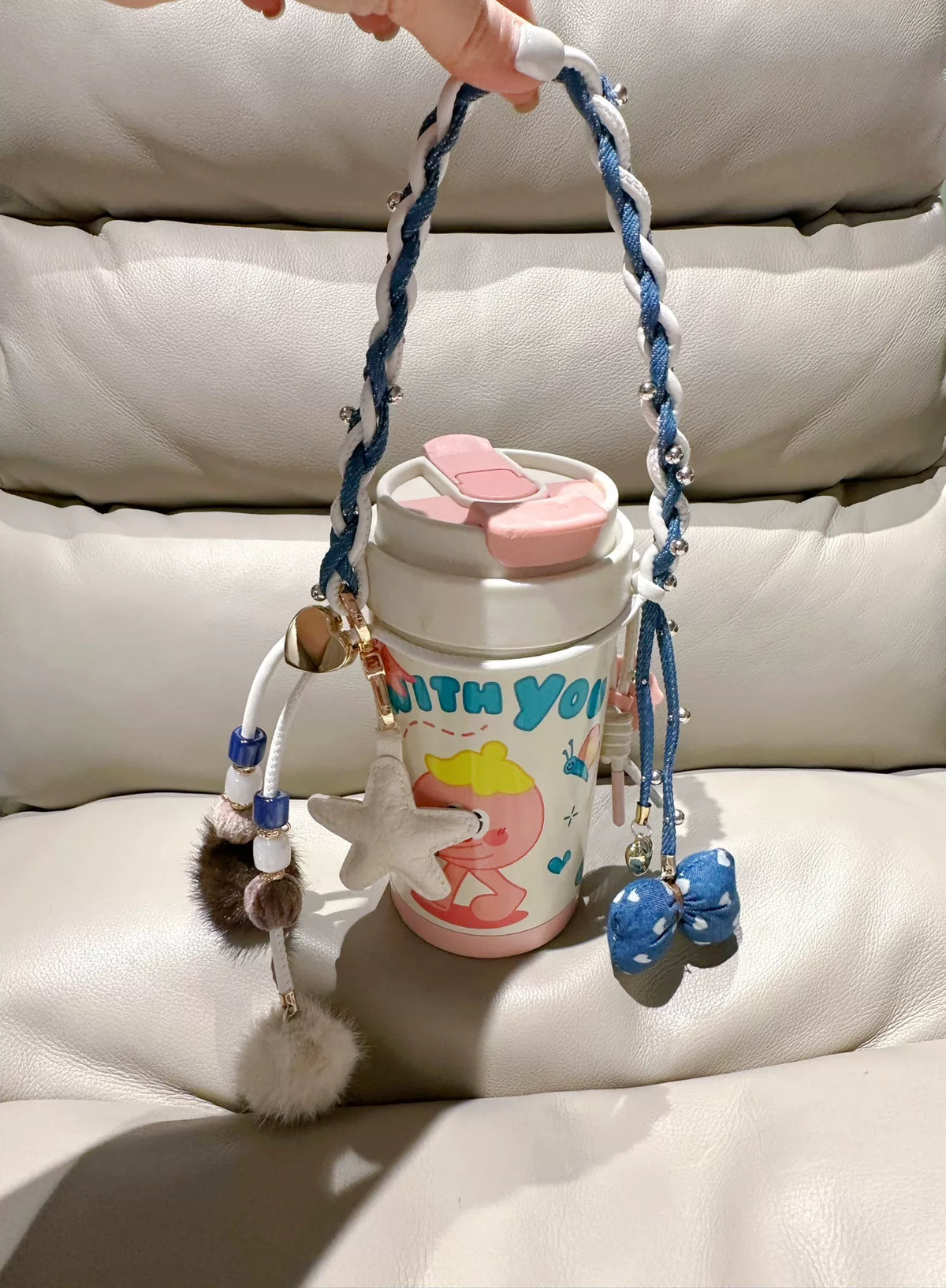 Cadena decorativa para vasos trenzada en azul y blanco