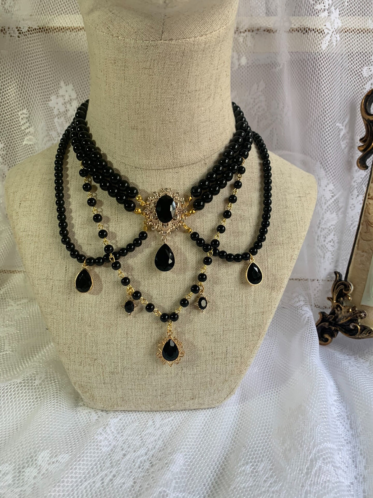 Handgemaakte Lolita Gothic ketting met kunstparels