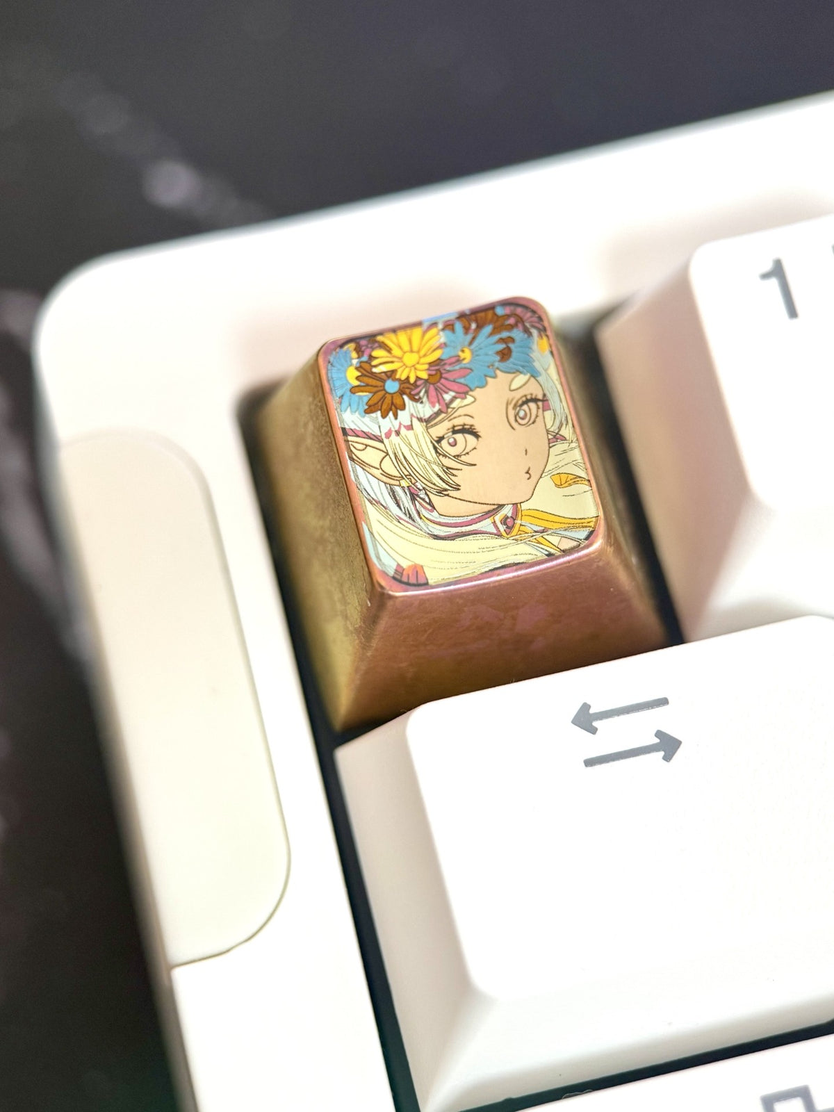 Titanium Alloy Frieren Flower Wreath Keycap