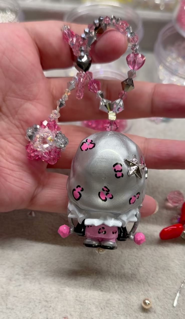 Pink Leopard Cat Beaded Phone Strap