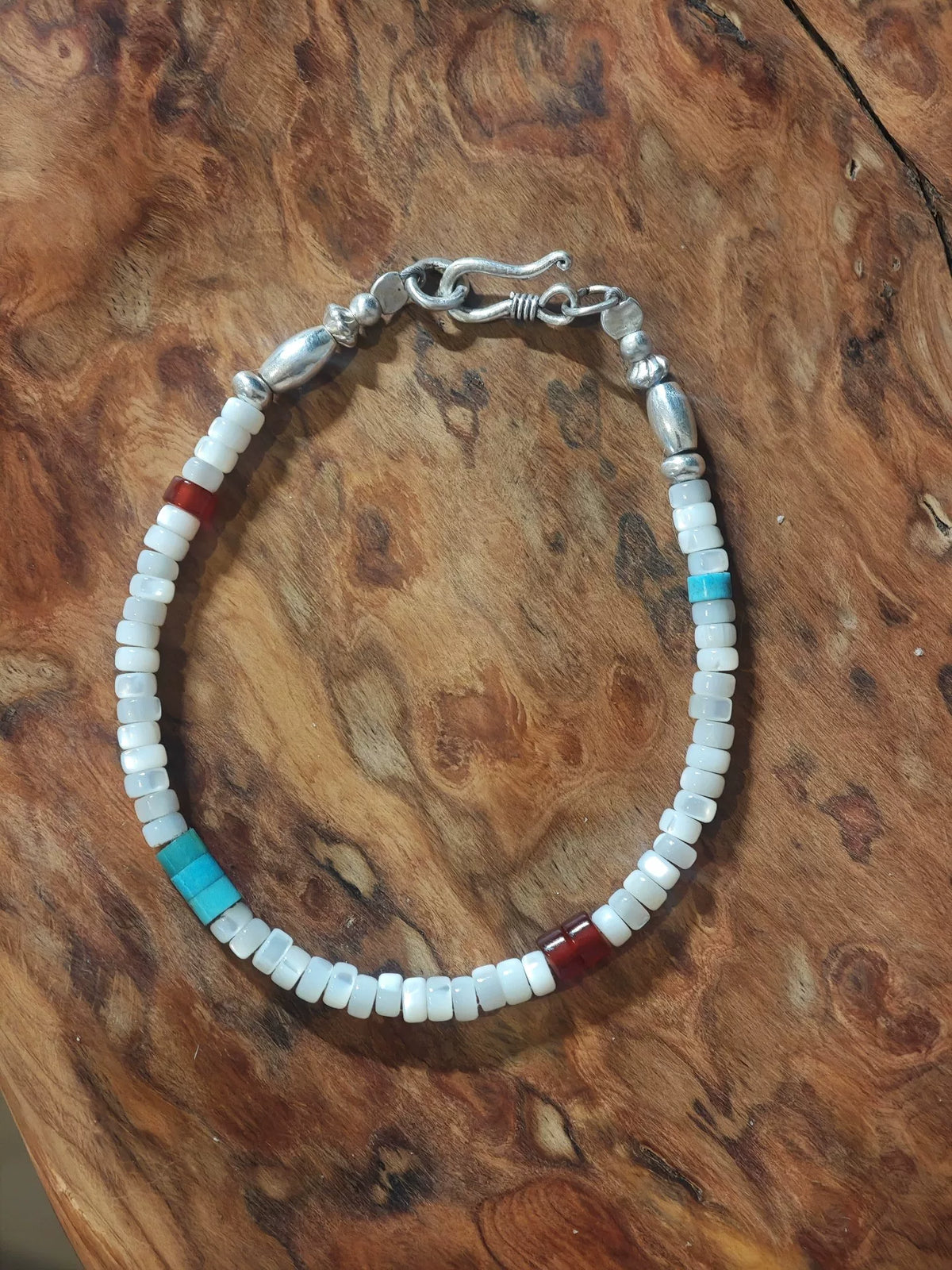 4mm Parelmoer Zilveren Kralenarmband
