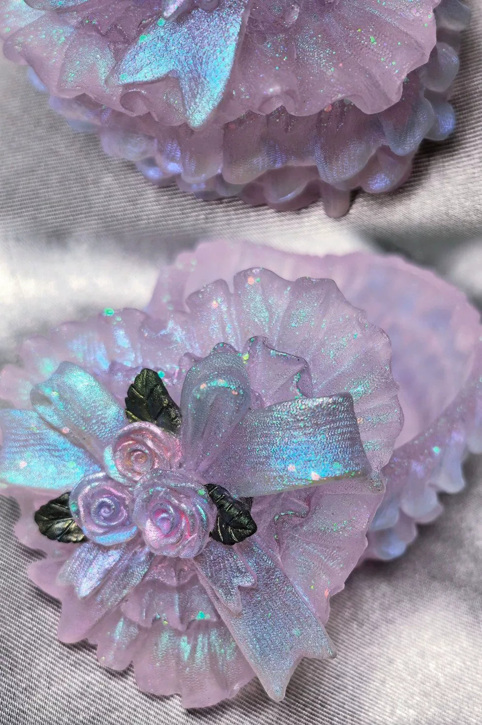 Décoration bouquet de roses miniatures en organza