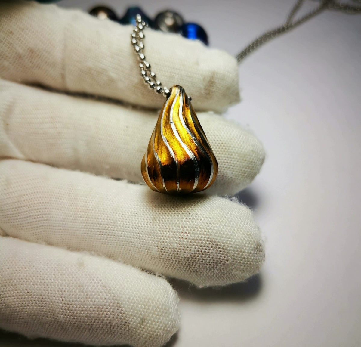 Pure Titanium Teardrop Necklace Pendant Waterproof Container