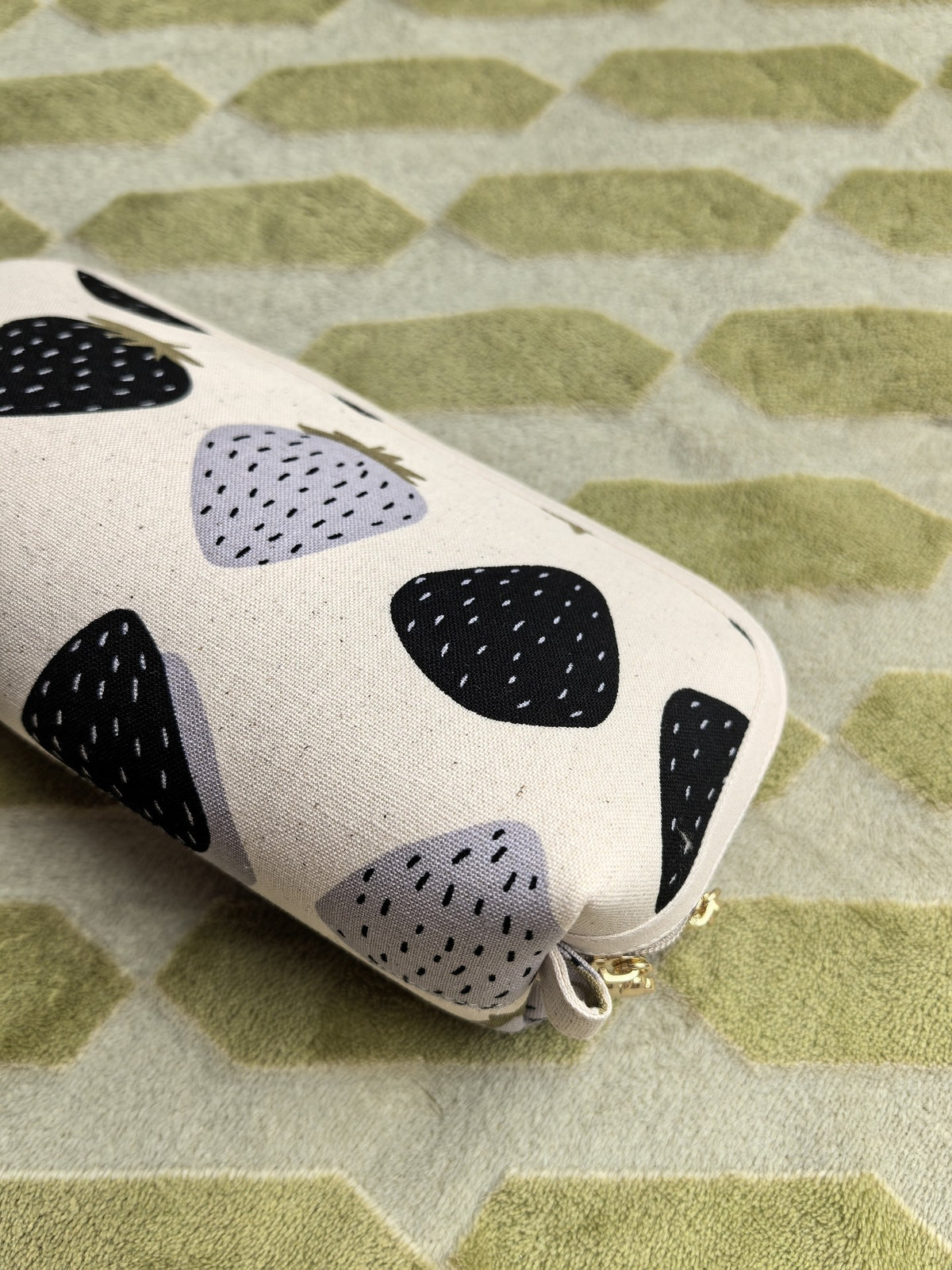 Strawberry Shell Pouch Canvas Wristlet Bag