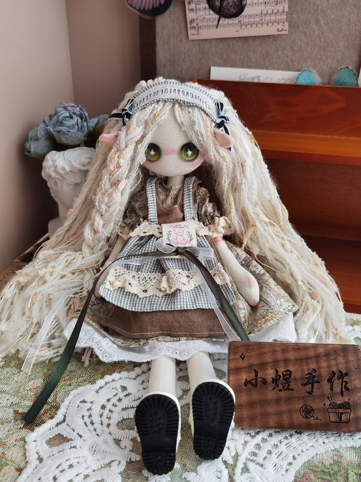Button-Eyed Doll Mama 30cm