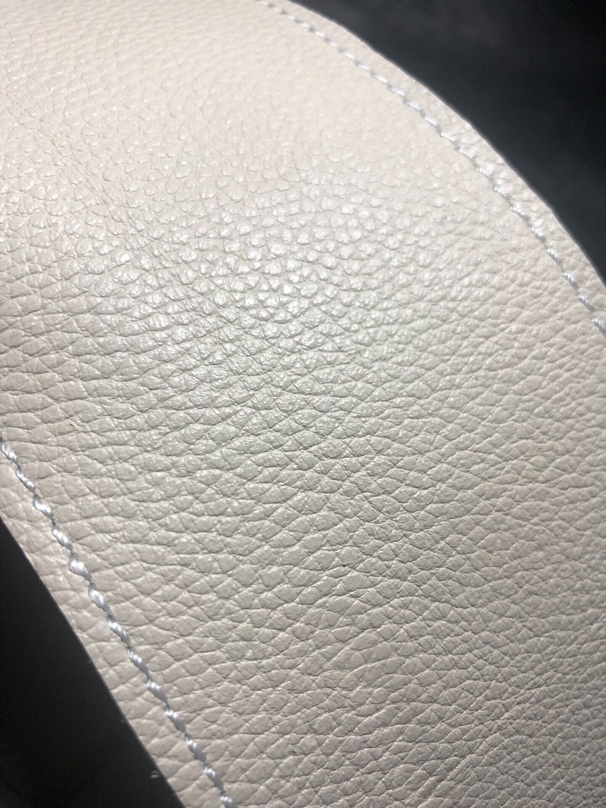 Khaki Lychee Grain Leather Guitar Strap