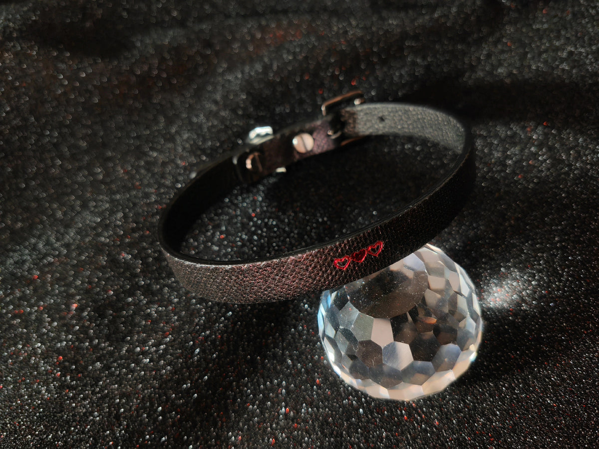 Black Red Snakeskin Heart Pet Collar
