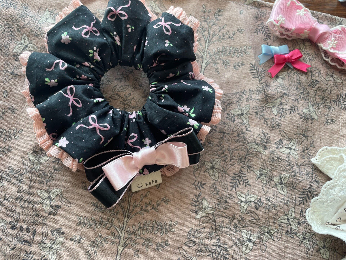 Black Pink Bow Lace Scrunchie