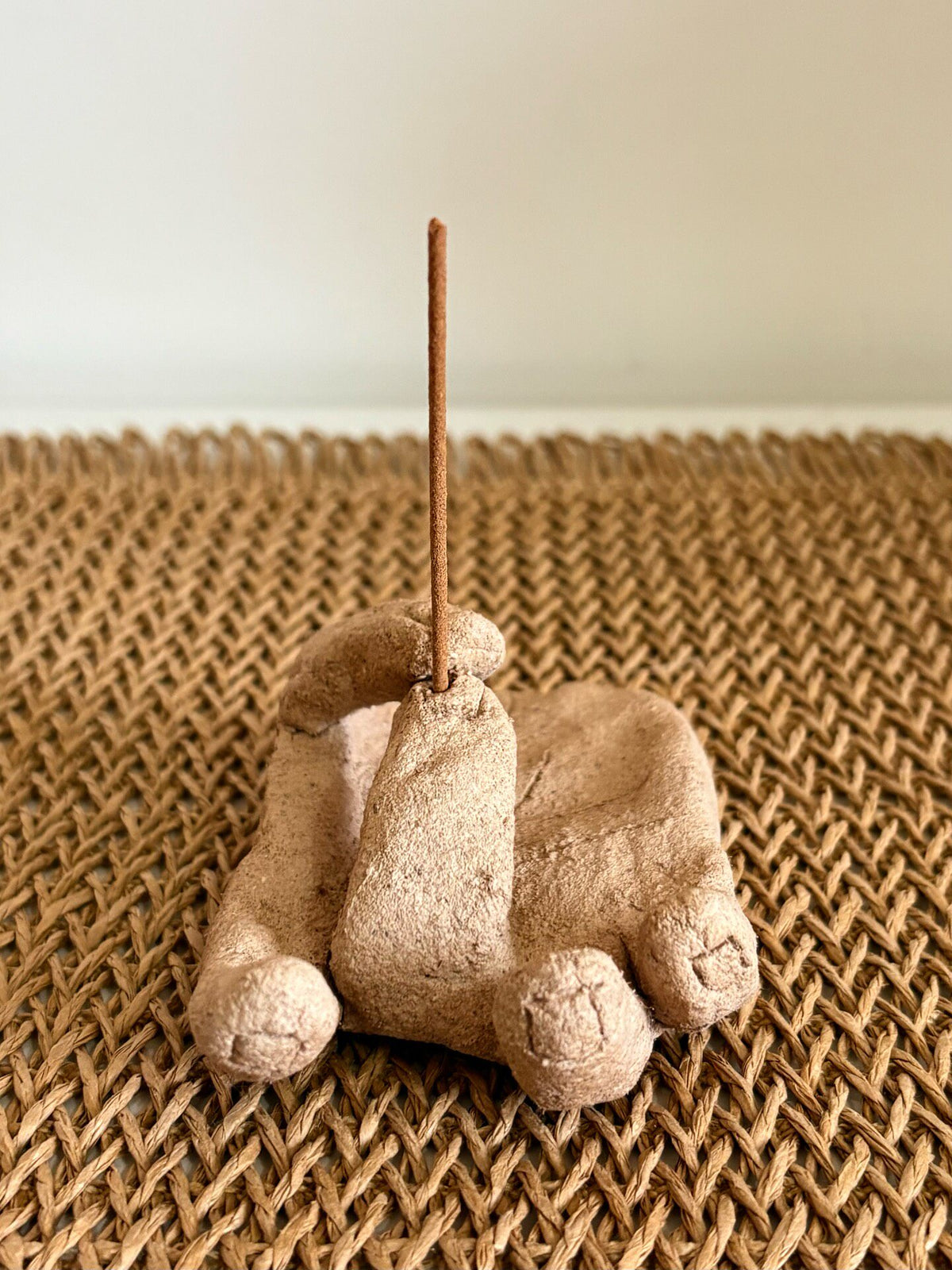 Wood Plastic Clay Palm Incense Holder