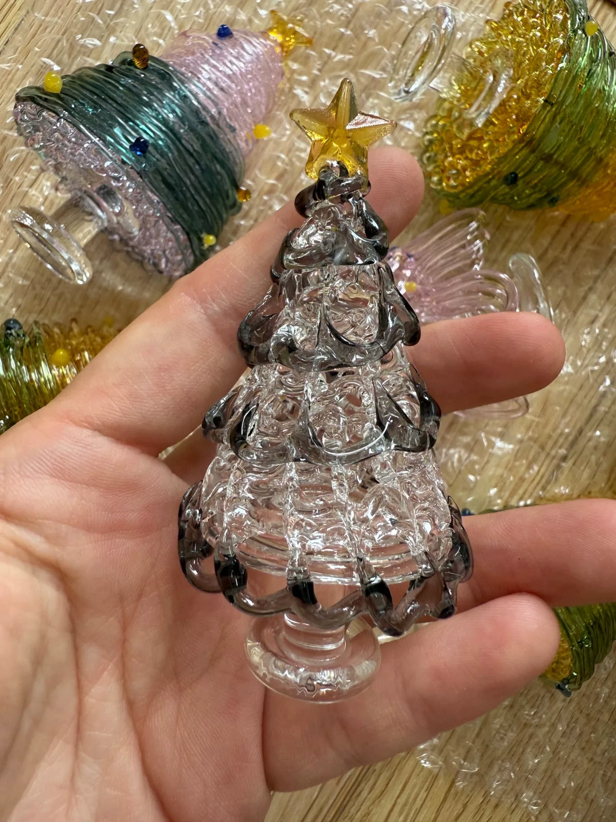 Enfe de Árvore de Natal em Vidro Artesanal com Estrela Dourada