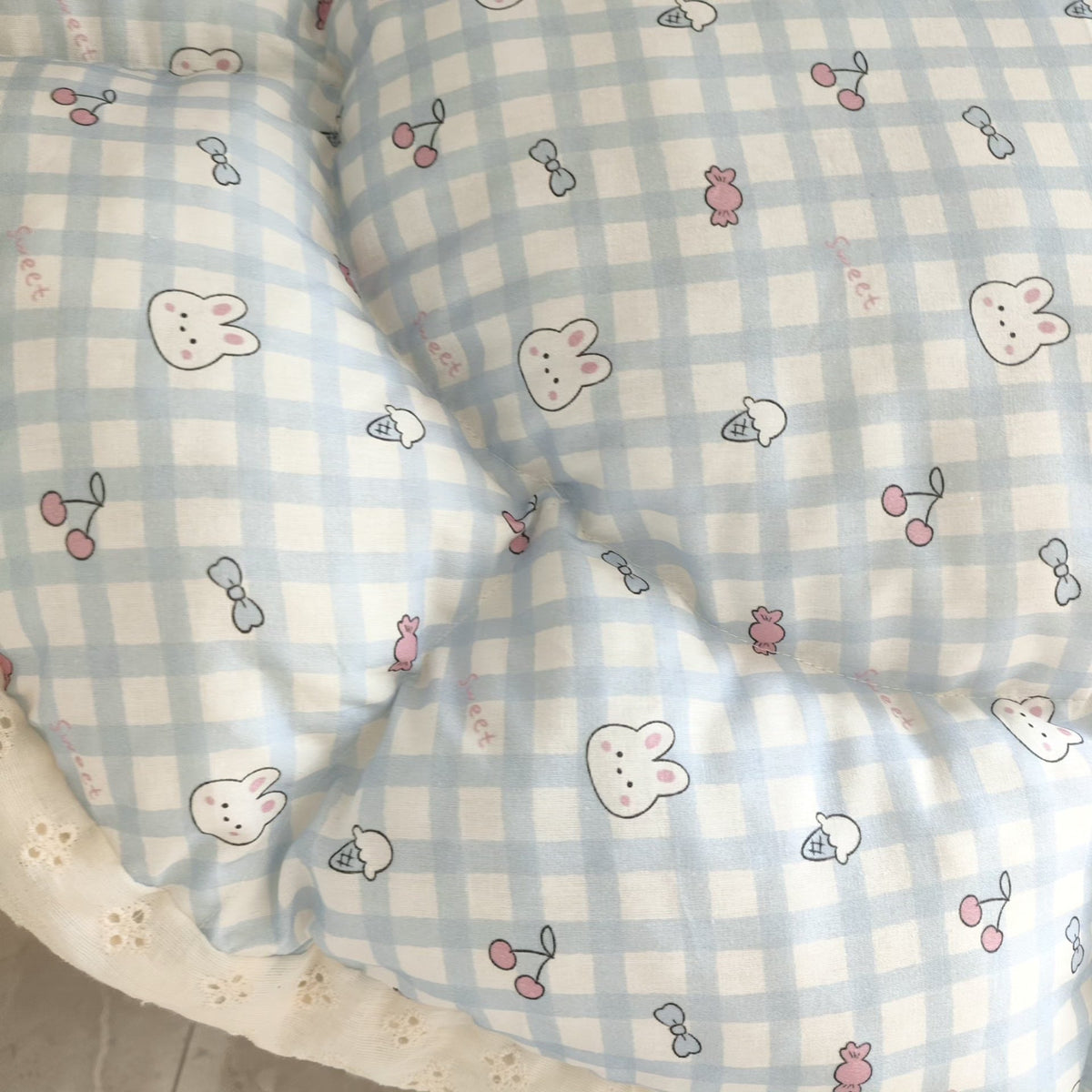 Round Cotton Cat Bed with Raised Bolster