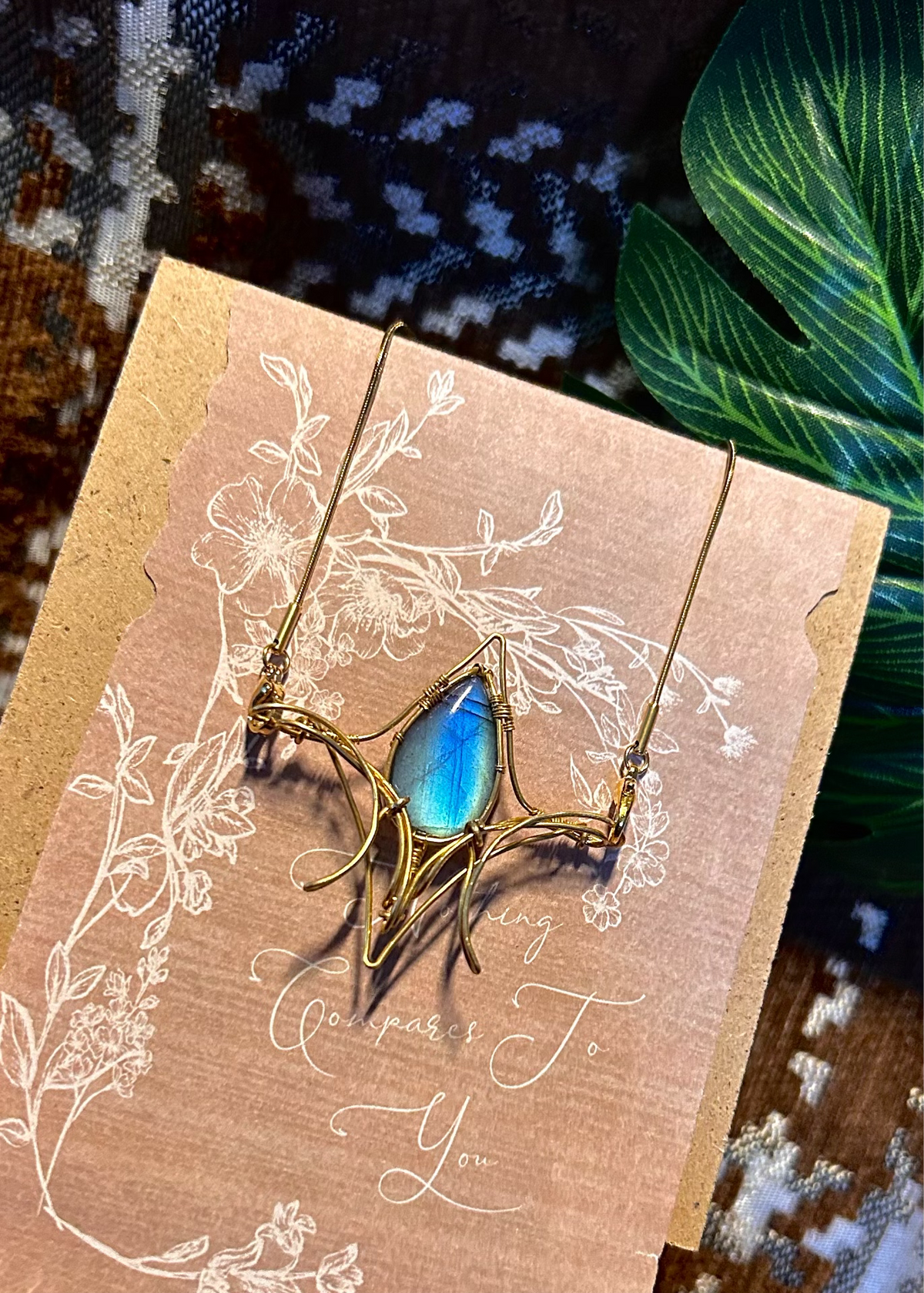 Ciondolo in Labradorite a Goccia avvolto in filo