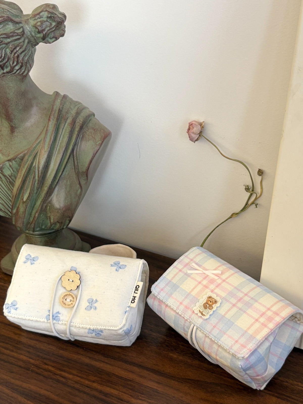 Plaid Double Layer Camera Cosmetic Pouch