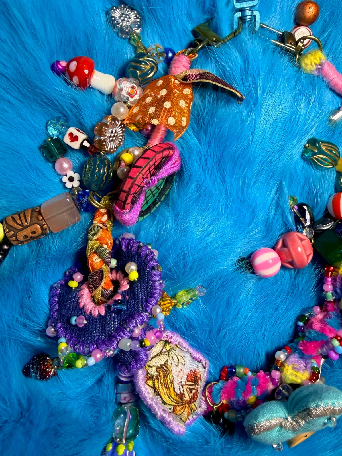 Cadena para móvil y colgante de bolso de cuentas hecho a mano