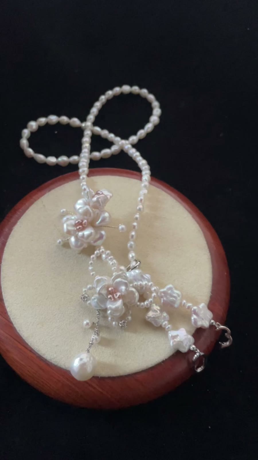 Natural Pearl Flower Sweater Necklace