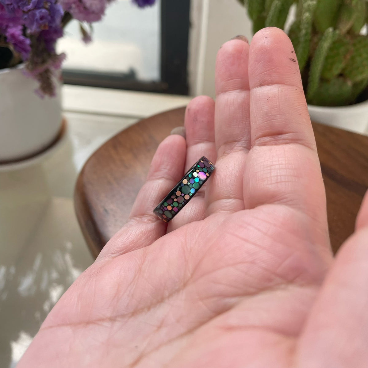 Natural Lacquer Shell Inlay Ring