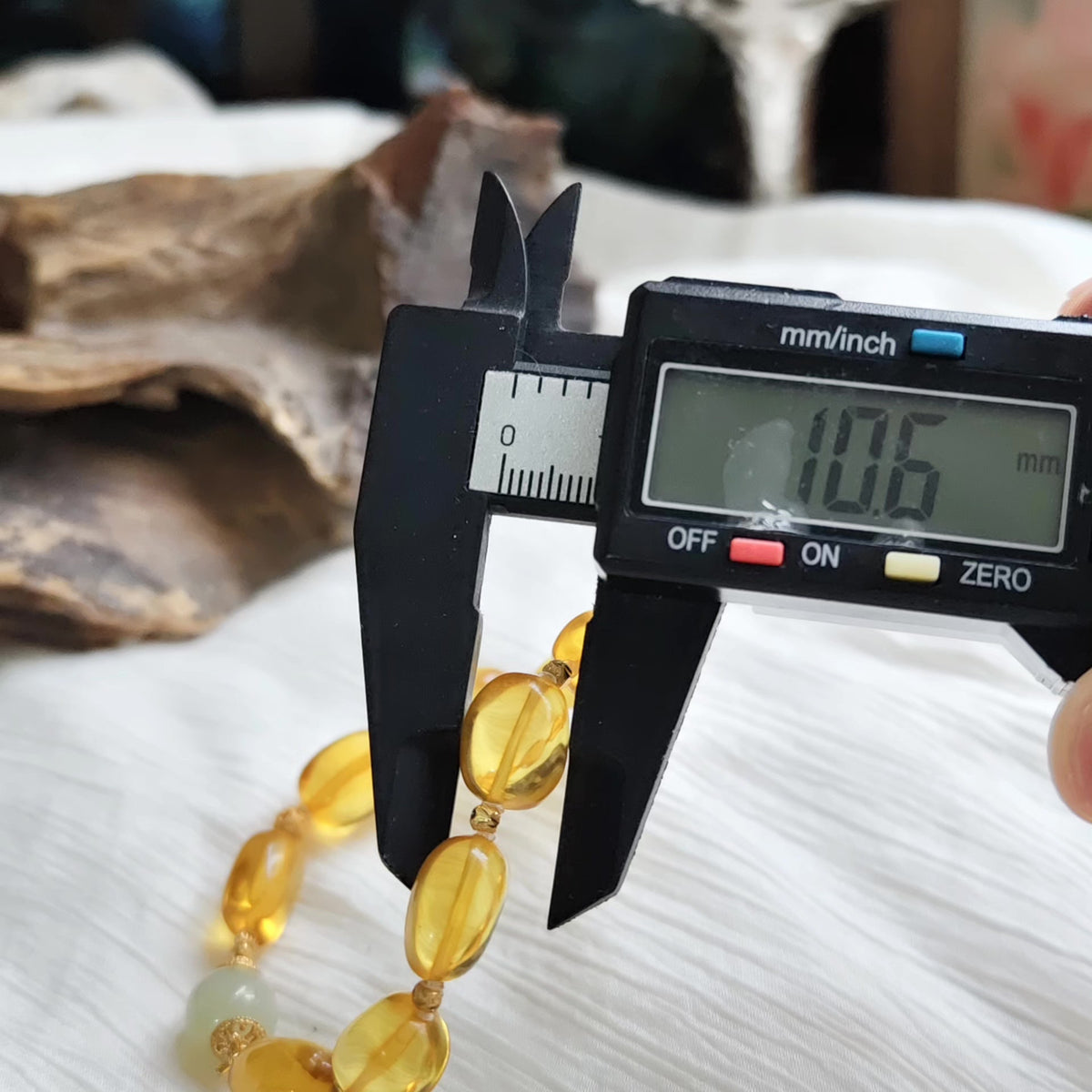 Amber and Hetian Jade Beaded Bracelet
