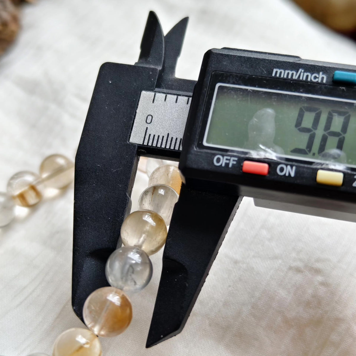 Rabbit Hair Quartz Beaded Bracelet 9.8mm