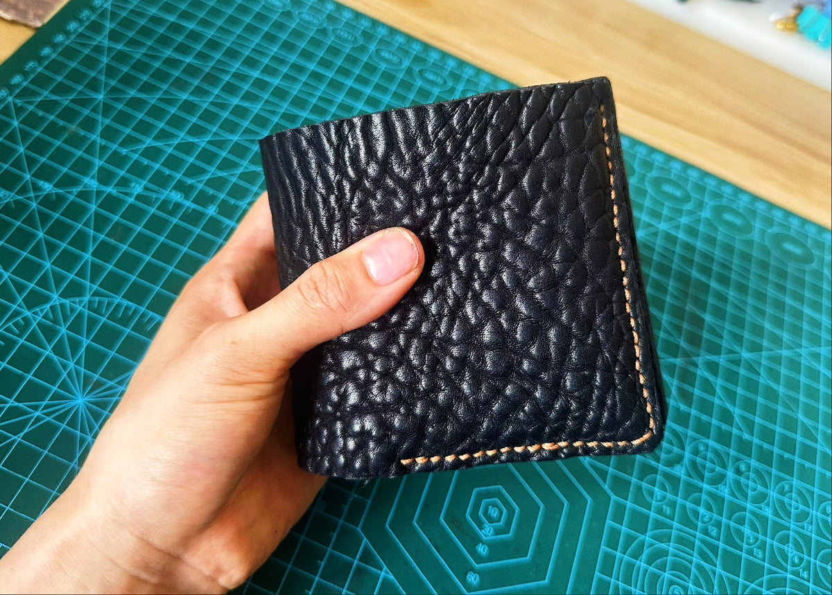 Dickes Bisonleder-Bifold-Geldbörnaie