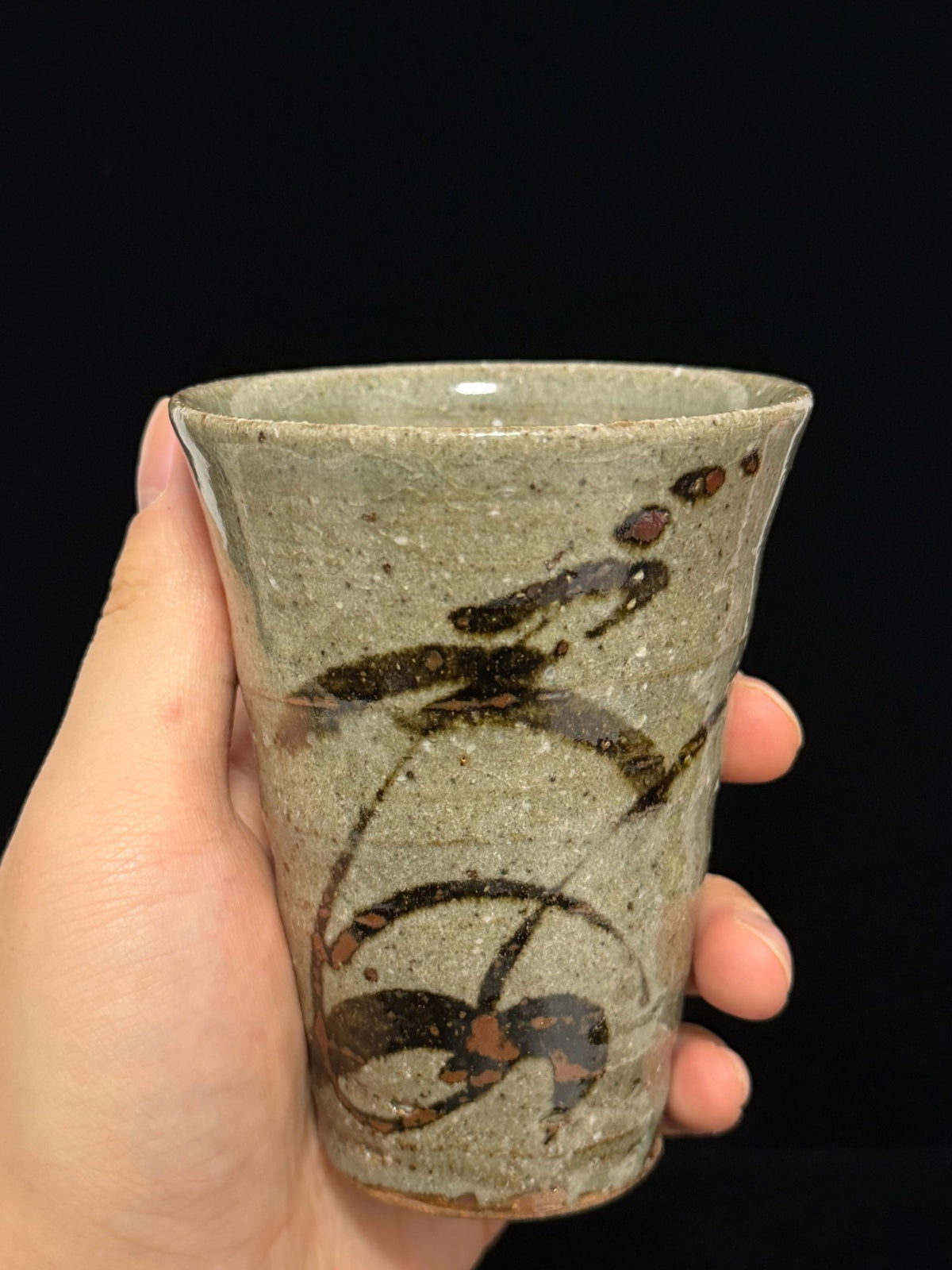 Karatsu Ware Vine Motif Handled Cup