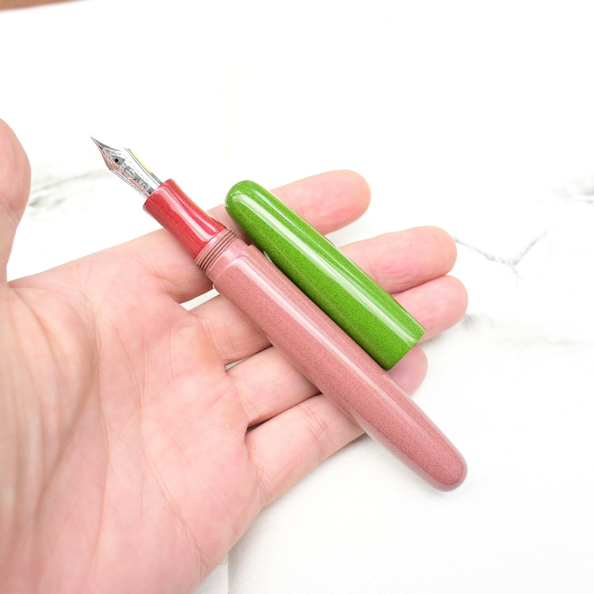 Pluma estilográfica de ebonita japonesa tamaño 6