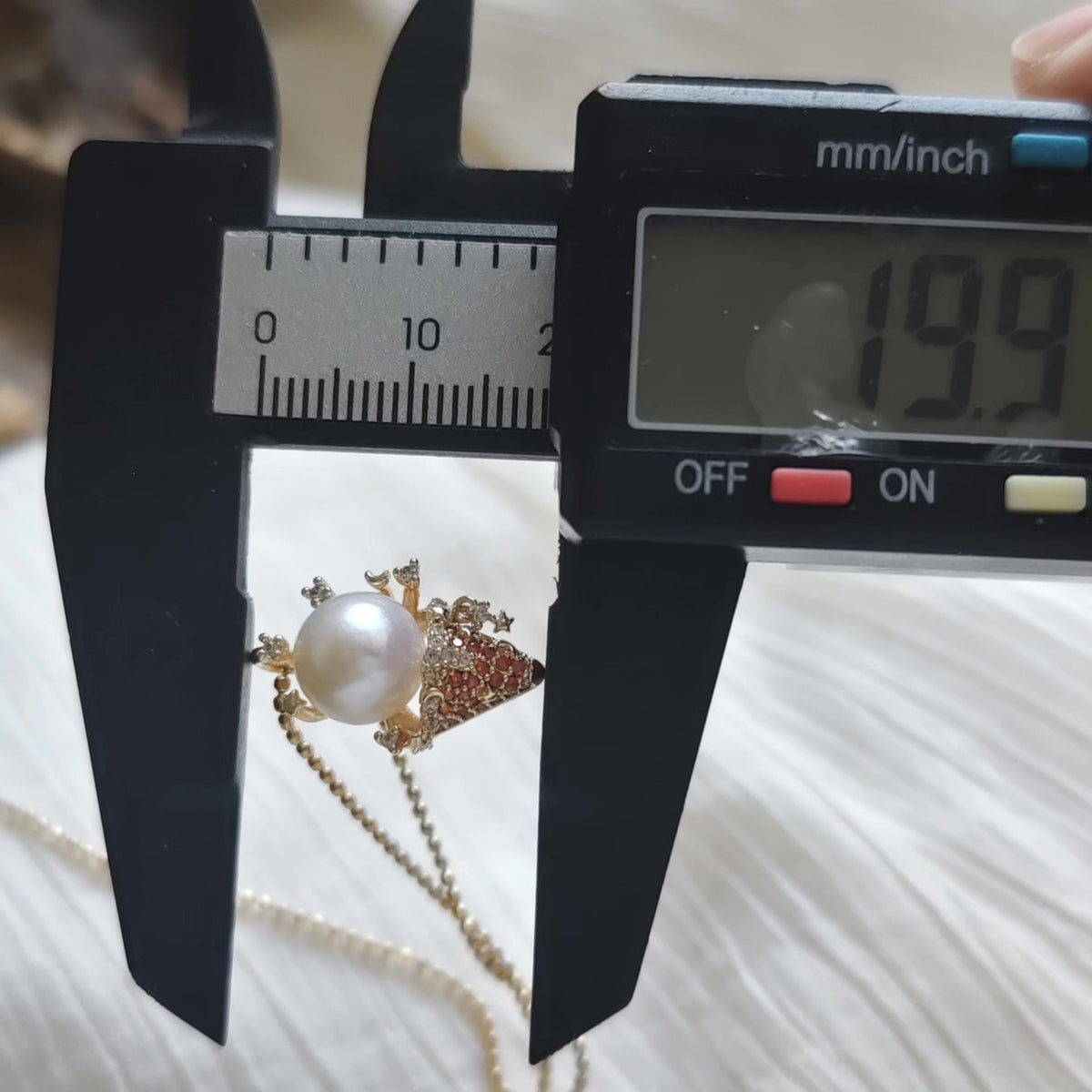 Eistüte-Anhängerkette mit Naturperle
