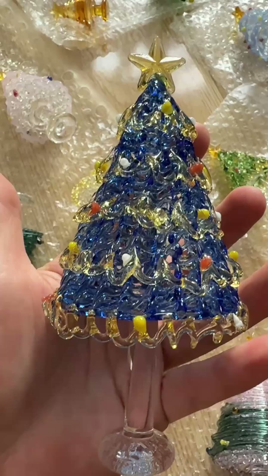 Ornamento per albero di Natale in vetro blu cobalto artigianale