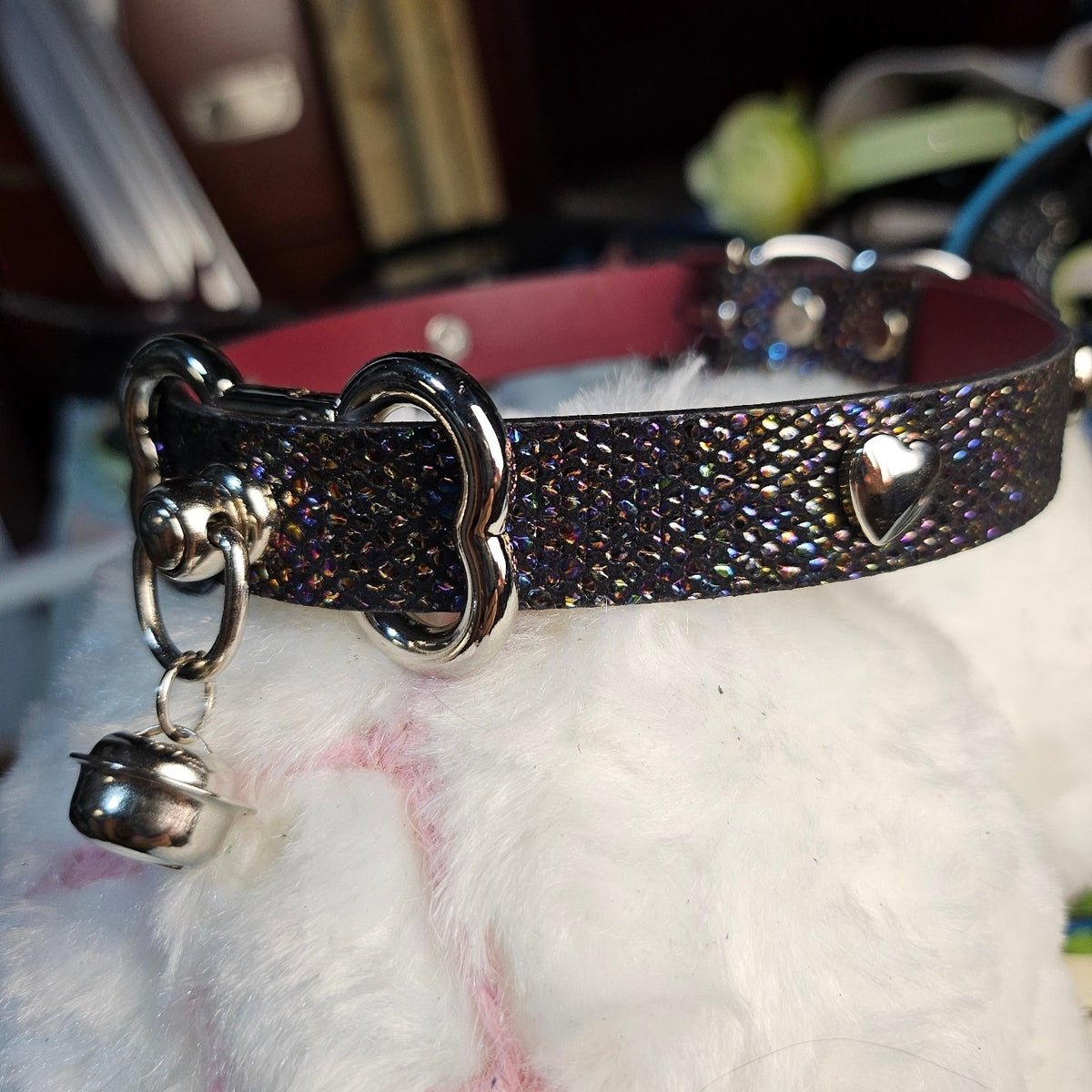 Iridescent Snake Texture Leather Choker