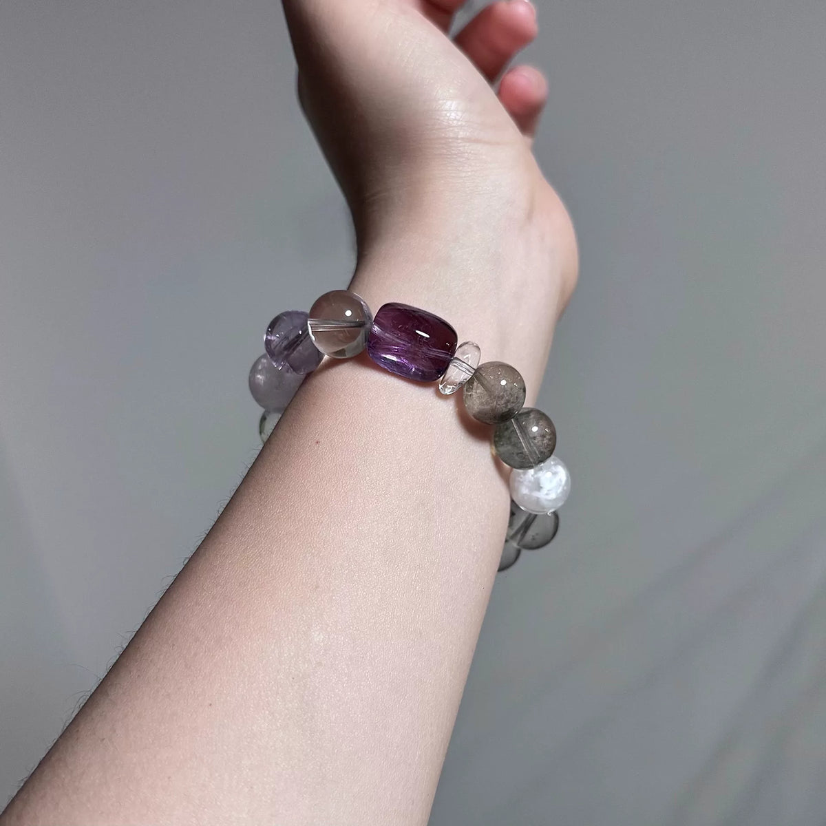 Grüner Phantom-Quarz Perlenarmband 14mm