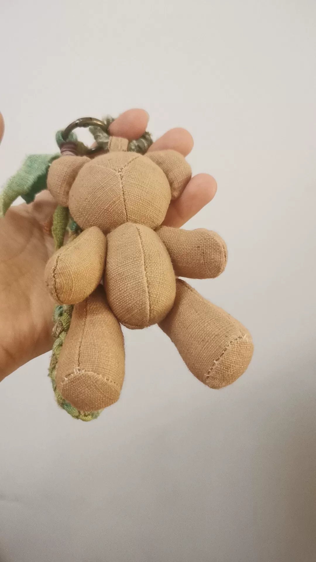Pendente artigianale orso in tessuto a mano