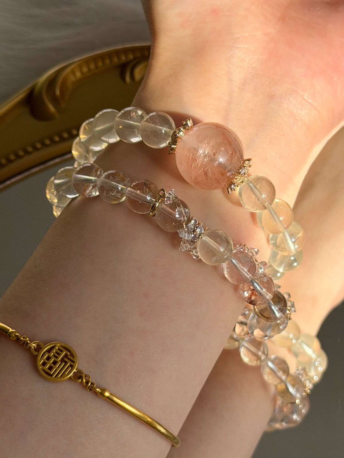 Armband i naturlig kristall med dubbelt lager