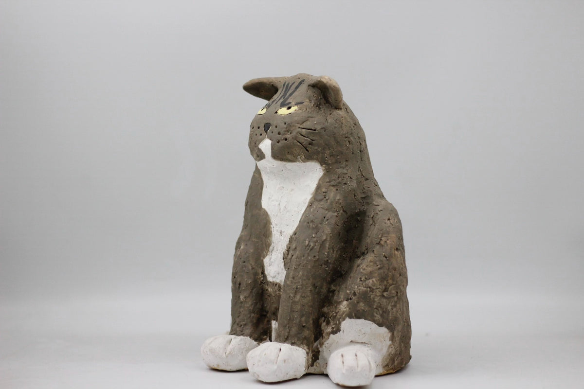 ハンドメイド 粘土 猫 フィギュア ブラウン ホワイト