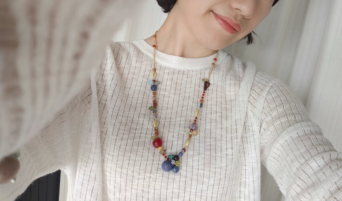 Collar de cuentas de otoño hecho a mano