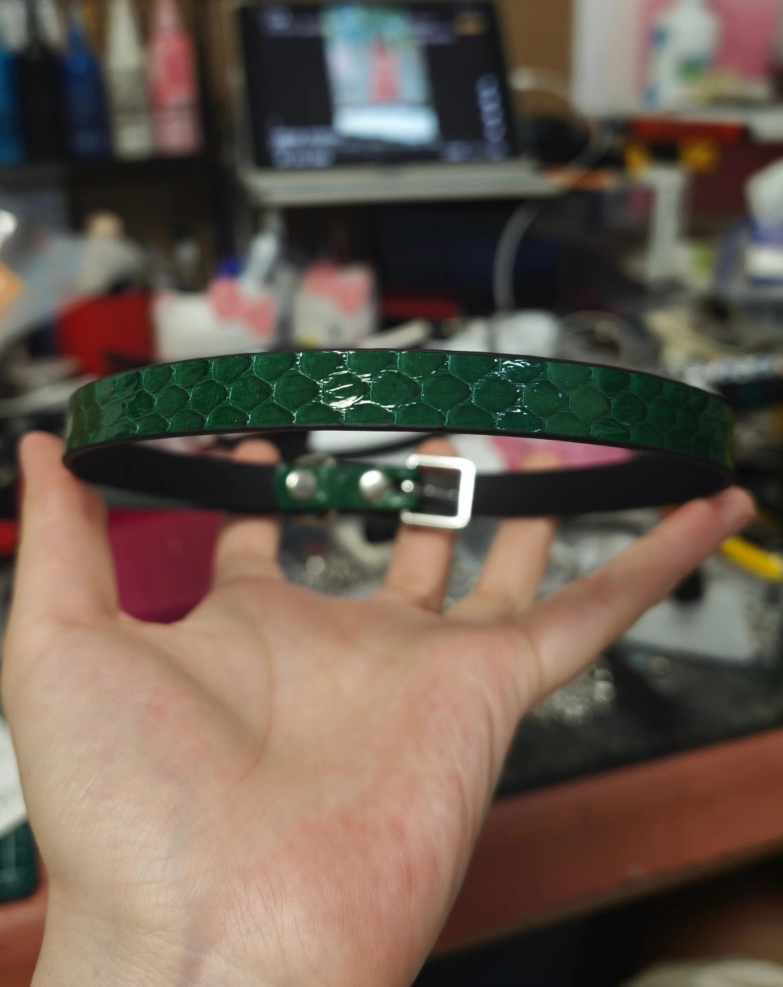 Handmade Leather Choker Green Bamboo Grain