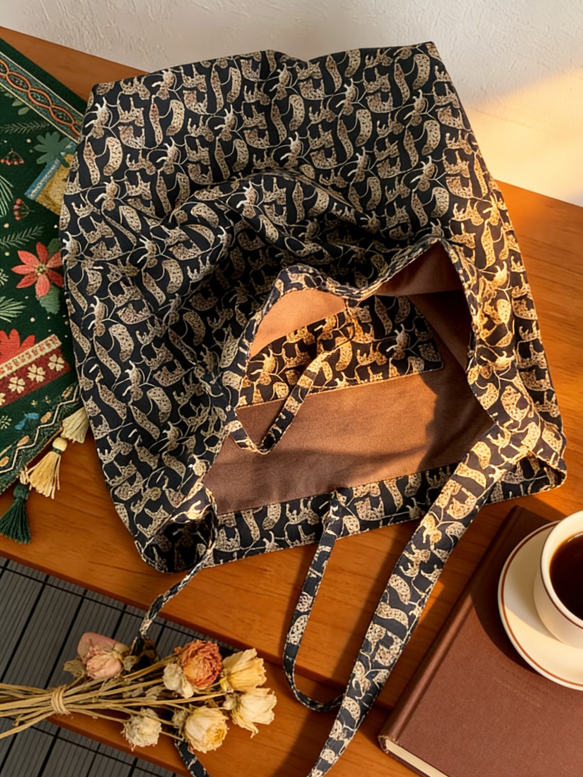 Borsa a spalla morbida con stampa leopardata grande