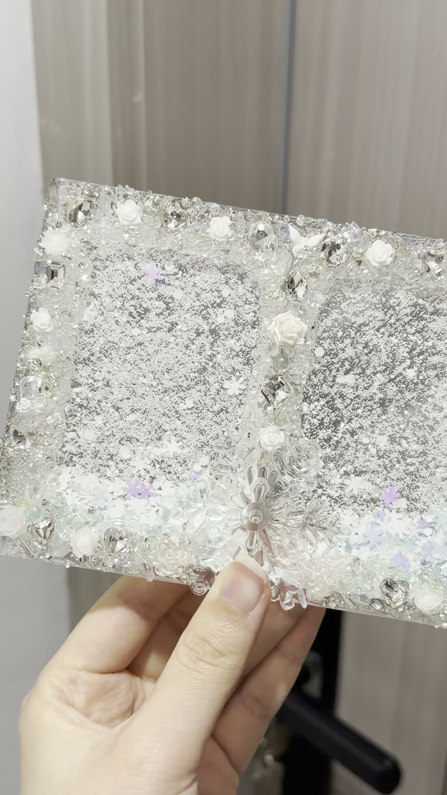 Porta-Cartões Winter Quicksand com Strass