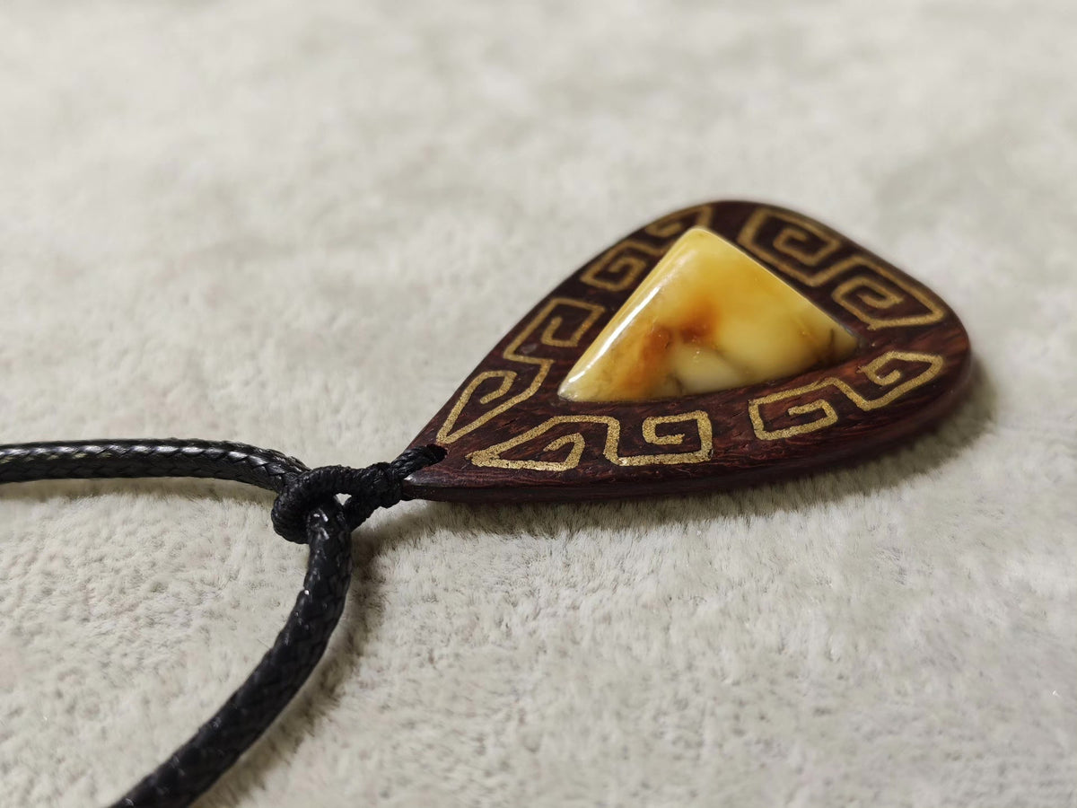 Red Sandalwood Amber Teardrop Pendant