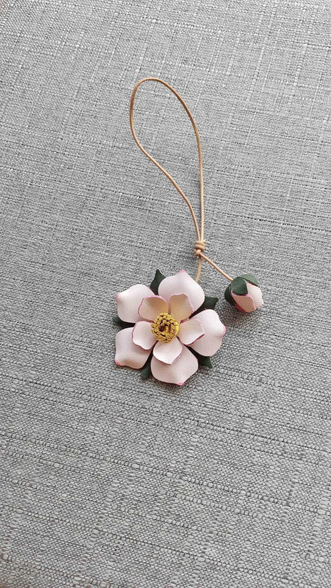 Vegetable-Tanned Leather Rose Pendant Bag Charm