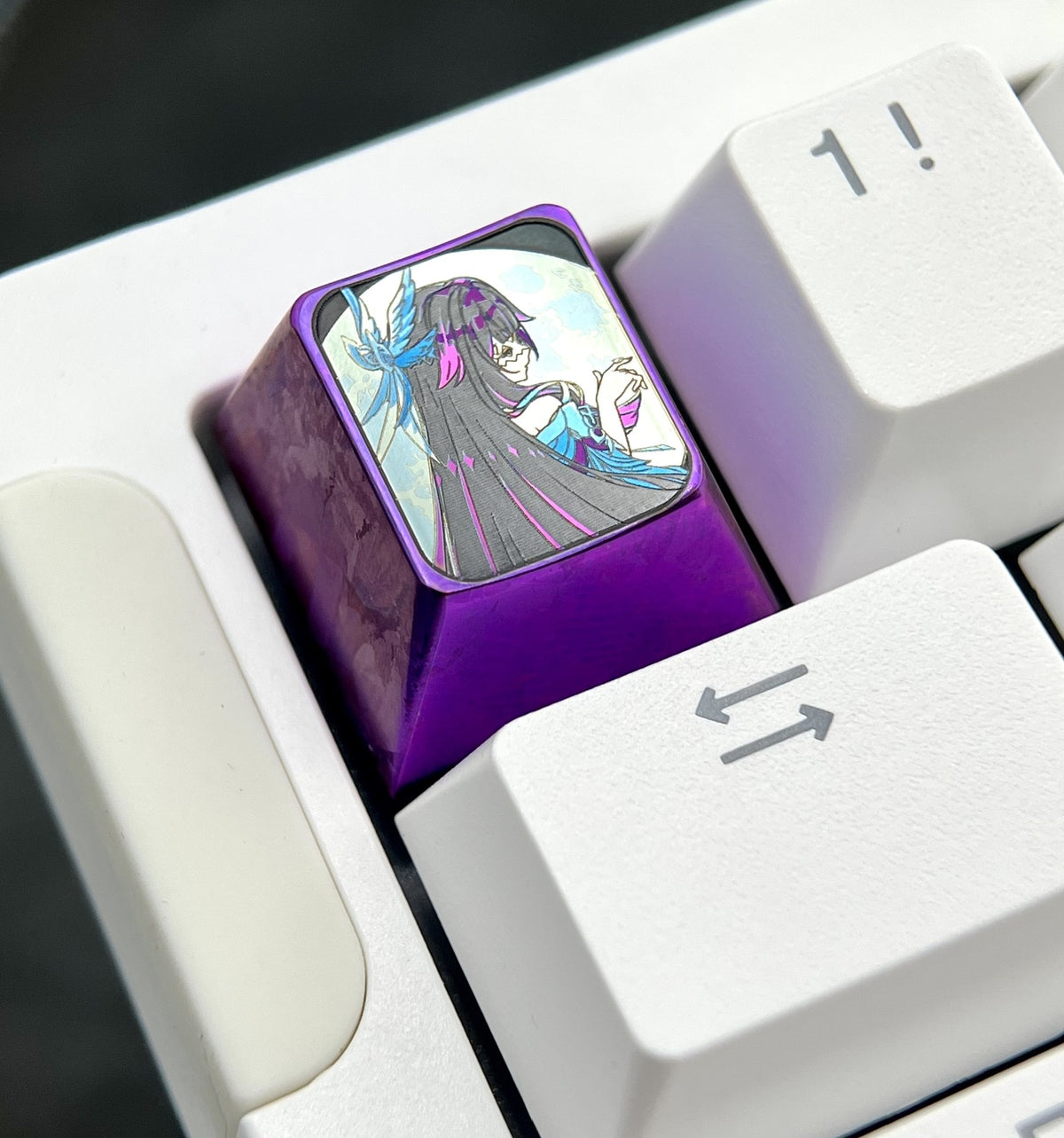 Titanium Alloy Artisan Keycap Columbina